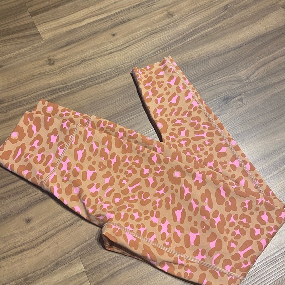 Aerie Offline Leopard Print Leggings - Picture 5 of 5